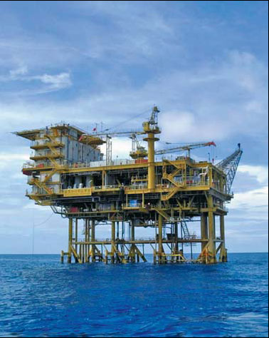 Oil company on way to halting leak