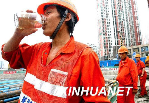 盤點(diǎn)2009民生大賬 危機(jī)之中惠民生