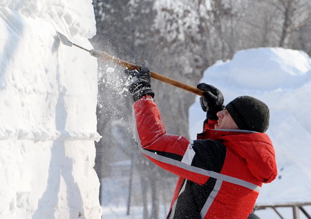 第十五屆哈爾濱國(guó)際雪雕比賽開(kāi)幕