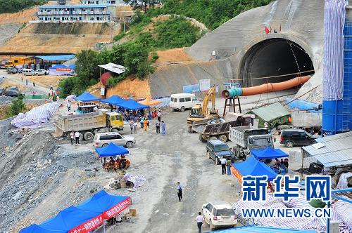 廣西賓陽(yáng)坍塌事故隧道再次塌方 救援工作受阻