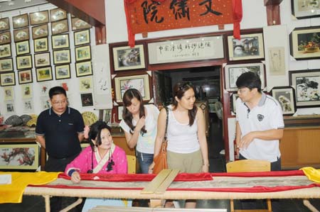 《中國(guó)日?qǐng)?bào)》記者探訪河南 美景如畫(huà)惹人醉