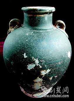 江夏區(qū)發(fā)現(xiàn)北宋夫妻并穴墓 出土文物20余件