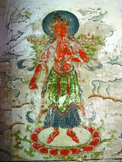 清代壁畫修復(fù)后慘不忍睹：面目全非紅配綠