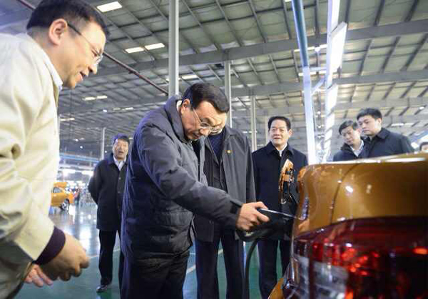 李克強：直面問題，向污染宣戰(zhàn)！