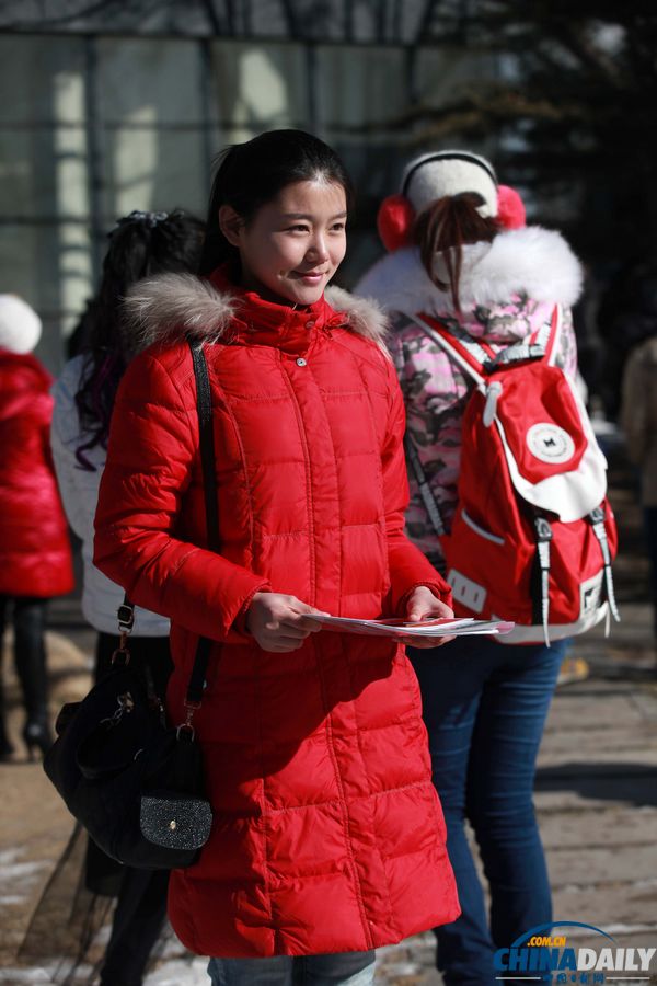 北京電影學(xué)院藝考初試 錄取比例超過(guò)100比1