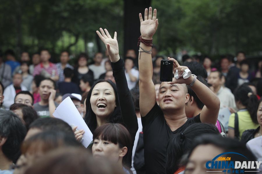 特刊：中國日報聚焦全國高考第一日
