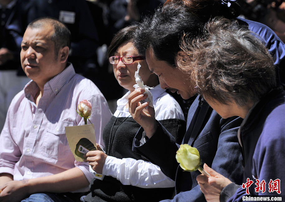 韓亞空難第7日 遇難者父母舊金山哀悼