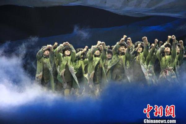 舞劇《戈壁青春》北京上演 優(yōu)美舞蹈刻畫(huà)兵團(tuán)群像