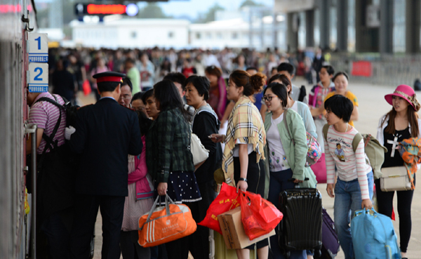 云南大理、麗江火車站旅客發(fā)送量增幅創(chuàng)新紀(jì)錄