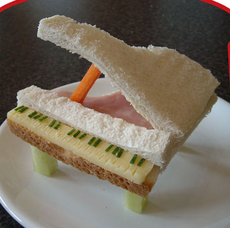 如何做飯孩子才愛(ài)吃？英一父親創(chuàng)異型三明治成名人