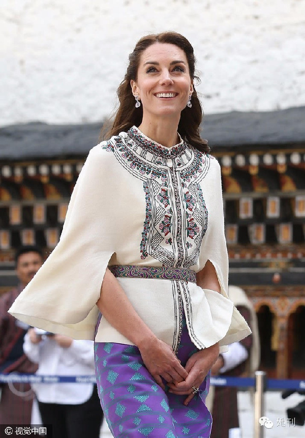 她貴比英女王，卻穿幾百塊的衣服美翻東南亞！