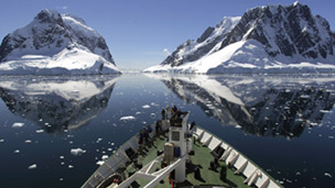 Should tourists go to Antarctica? 你想去南極旅游嗎？