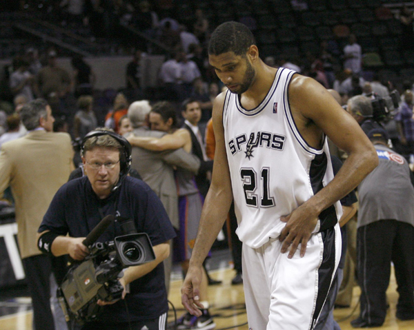 NBA：“獨眼”納什帶太陽率先晉級 馬刺被0:4橫掃