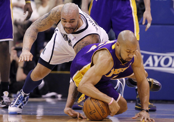 NBA：科比32分 湖人4:0橫掃爵士會(huì)師太陽(yáng)