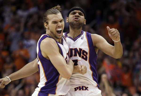 NBA：替補(bǔ)發(fā)威貢獻(xiàn)54分 太陽勝湖人扳成2:2