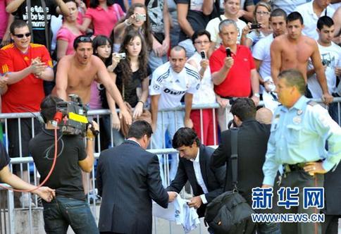 “再見，隊長！”——傳奇勞爾告別皇馬