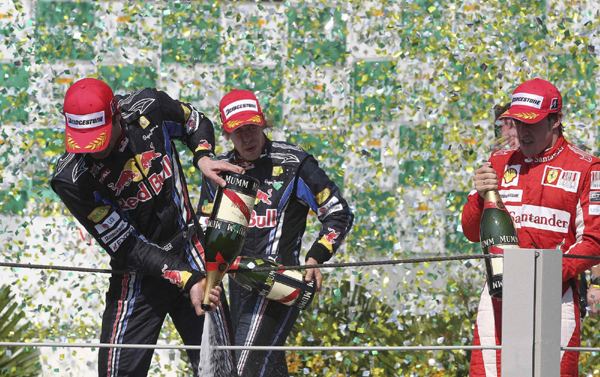 F1巴西站：紅牛車隊提前奪冠 阿隆索逼近三冠王