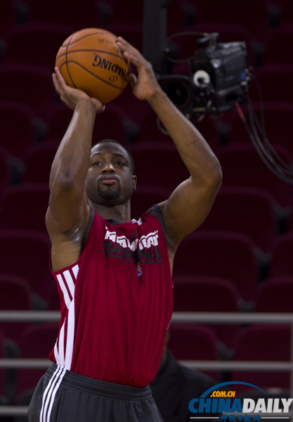 NBA中國賽：熱火隊賽前訓(xùn)練亮相萬事達(dá)中心