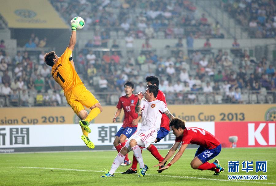 東亞杯：曾誠奮勇屢救險 國足0:0戰(zhàn)平韓國