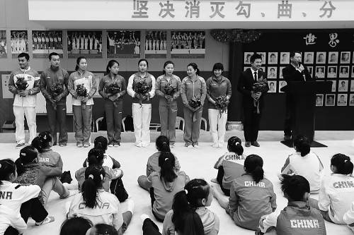 中國體操隊(duì)強(qiáng)調(diào)爭金不忘普及